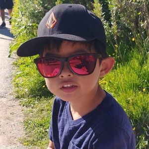 Meet your Posher, Johnny